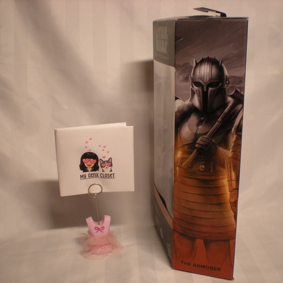 2020 Star Wars The Black Series – The Armorer 🔨🛡️✨ - Picture 2 of 5